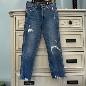 GAP Cheeky Straight Distressed Jeans - Size 00 / 24P - Blue Denim